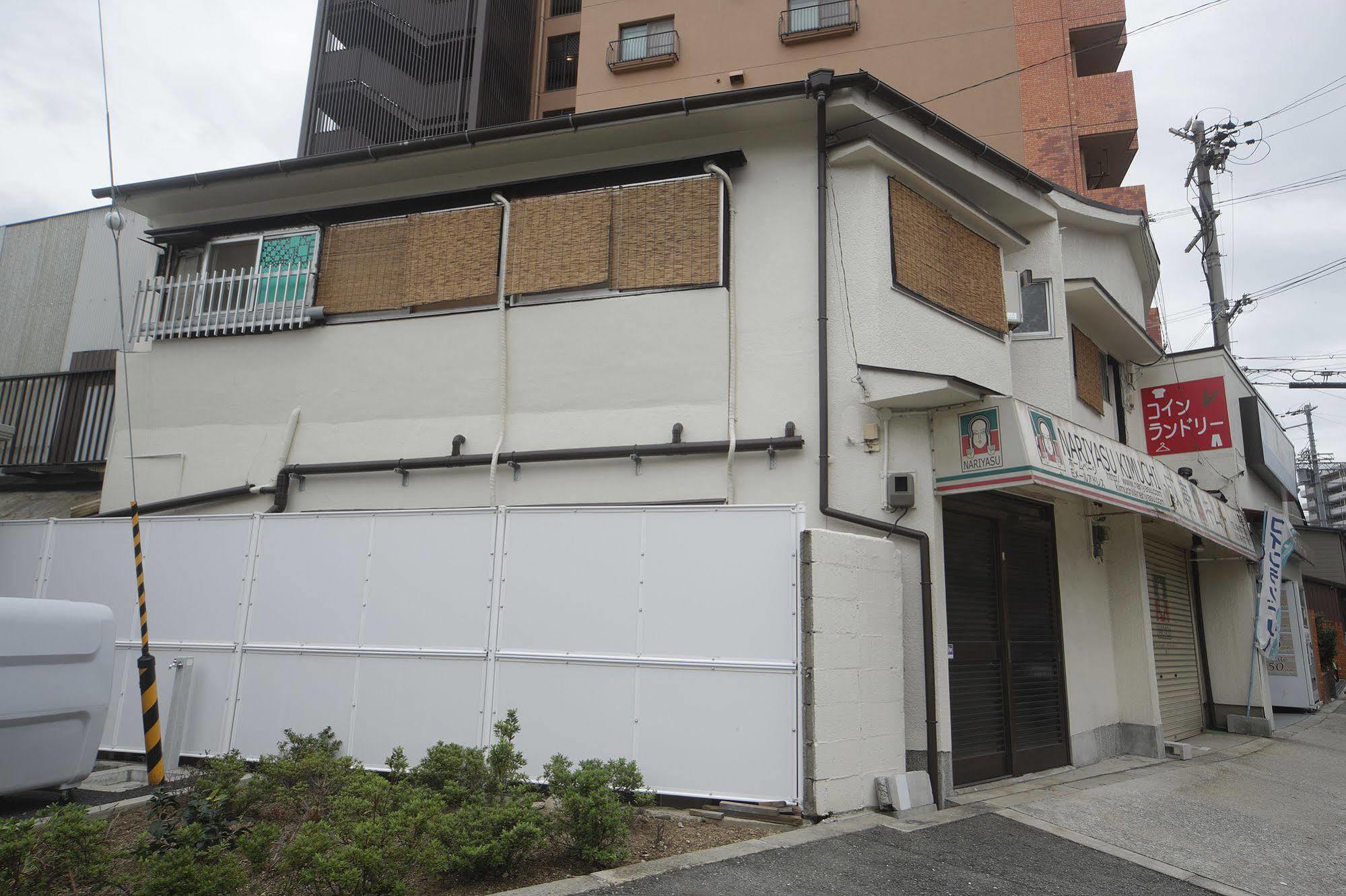 Guesthouse Oasis Osaka Exteriör bild