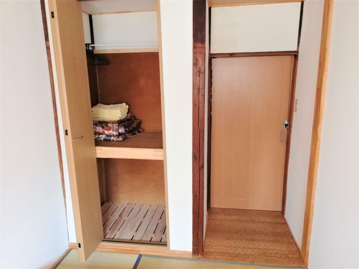 Guesthouse Oasis Osaka Exteriör bild